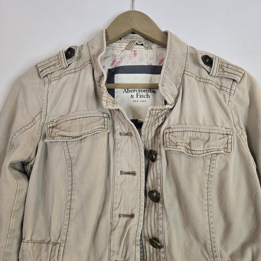 Abercrombie & Fitch Women's Size M Crop Military Tan Button Up Jacket - Picture 3 of 13